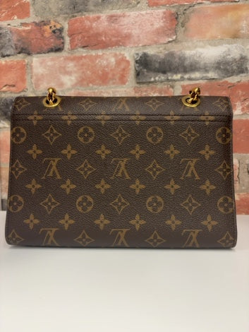 Monogram/Red Louis Vuitton Handbag Victoire Spain 2018