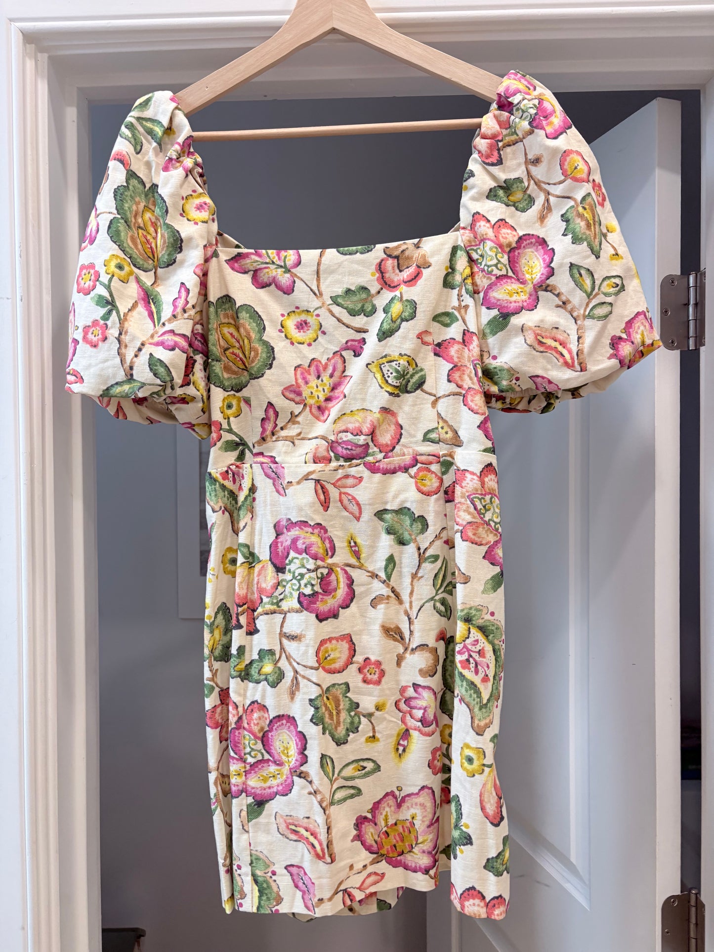 Cream Floral  Sézane Dress NWT, xs