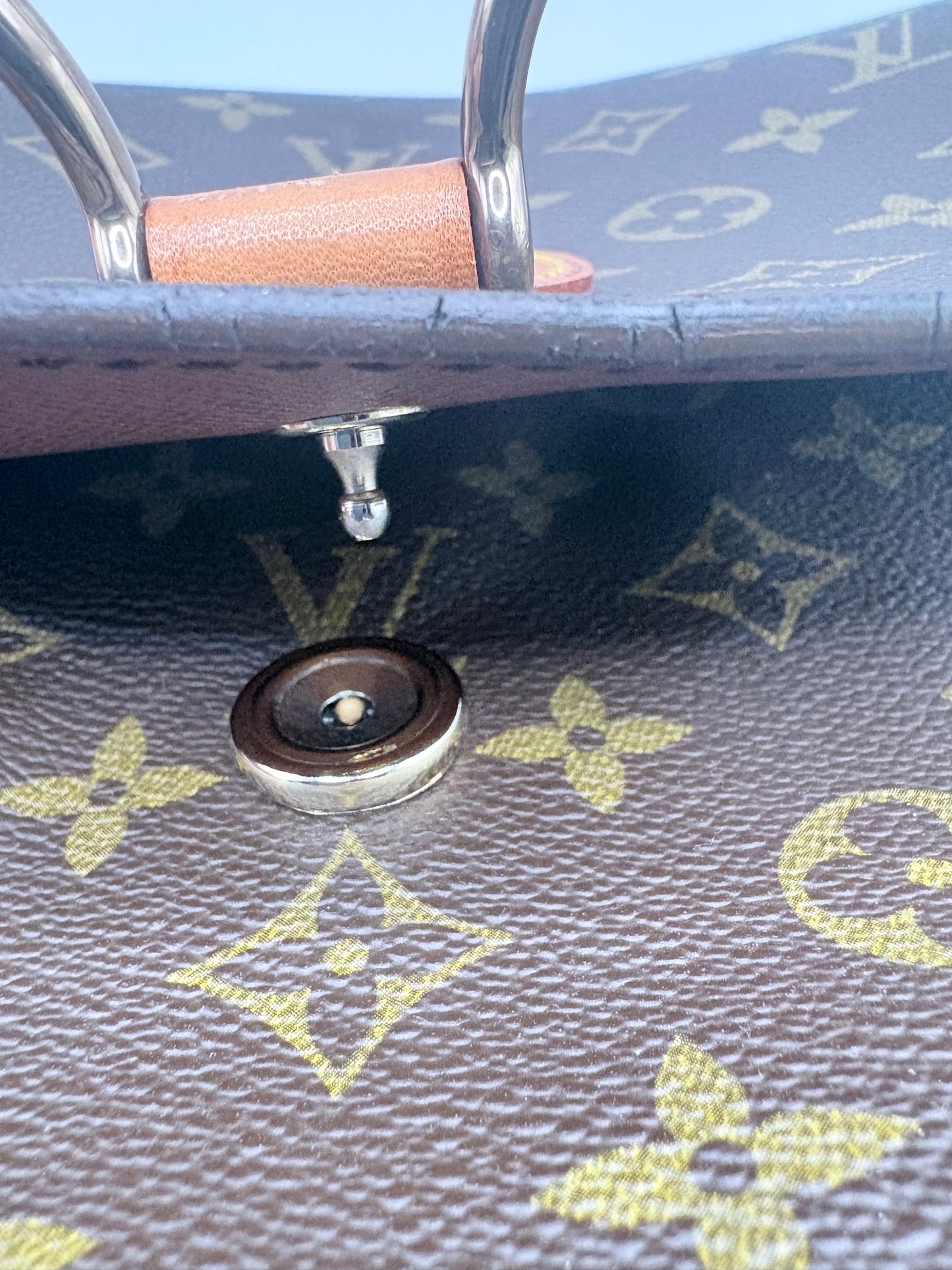 Monogram  Louis Vuitton Handbag Saint Cloud GM USA May 1993