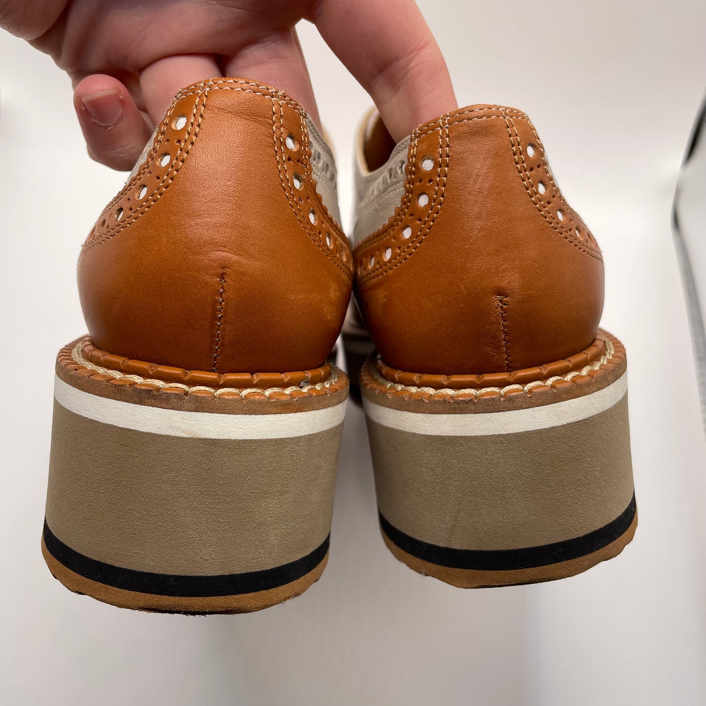 Tan/Sienna/white  Clergerie Paris  Platform Brogues Clergerie Paris becka, box, 9