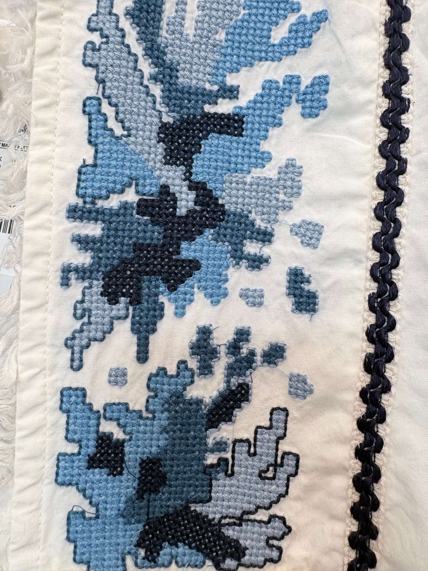 White/Blue  Zara  Blouse  NWT, Embroidered , M