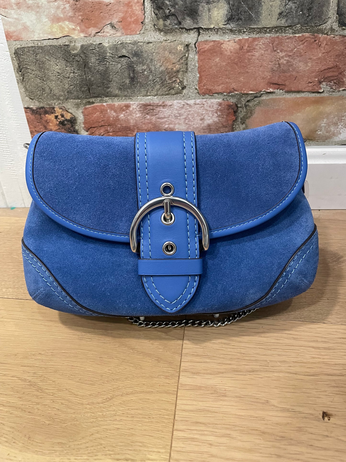 Cerulean Coach  Handbag Suede, Soho on Silver chain excellent like new condition