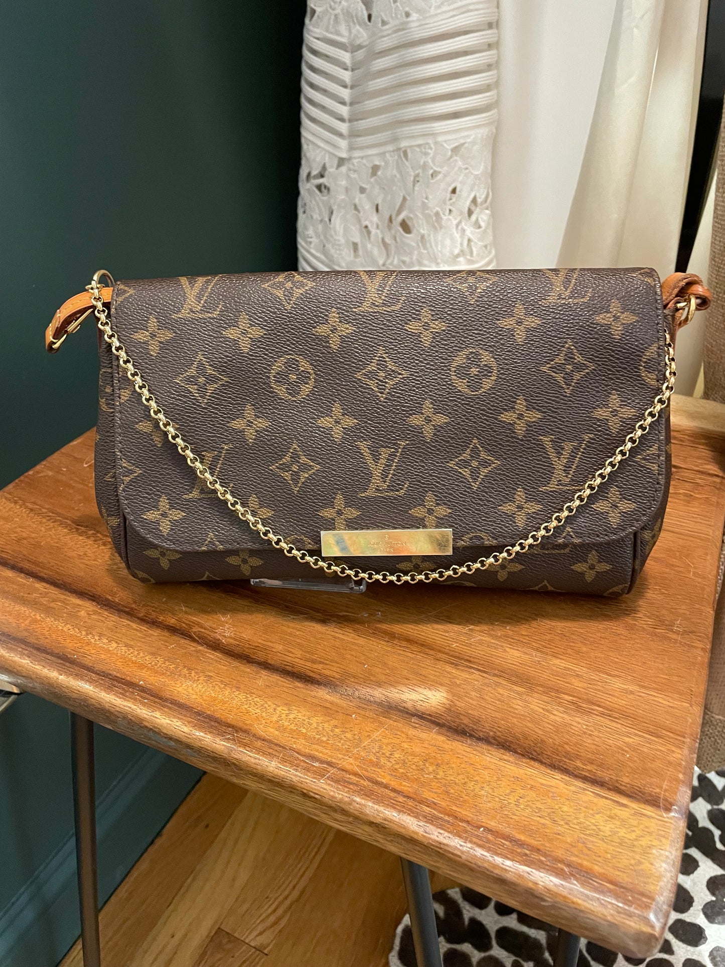 Signature Monogram Louis Vuitton Cross body bag Favorite 2015 - NO BOX OR BAG