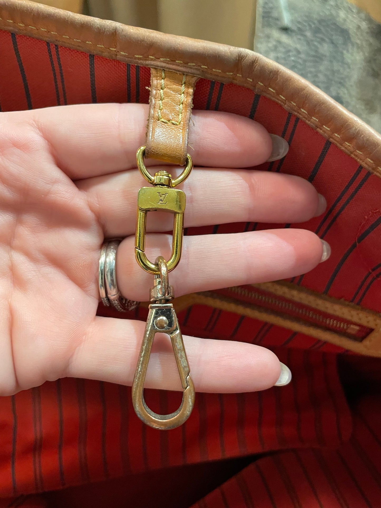 Signature Louis Vuitton Handbag Neverfull MM- with box and bag 2016