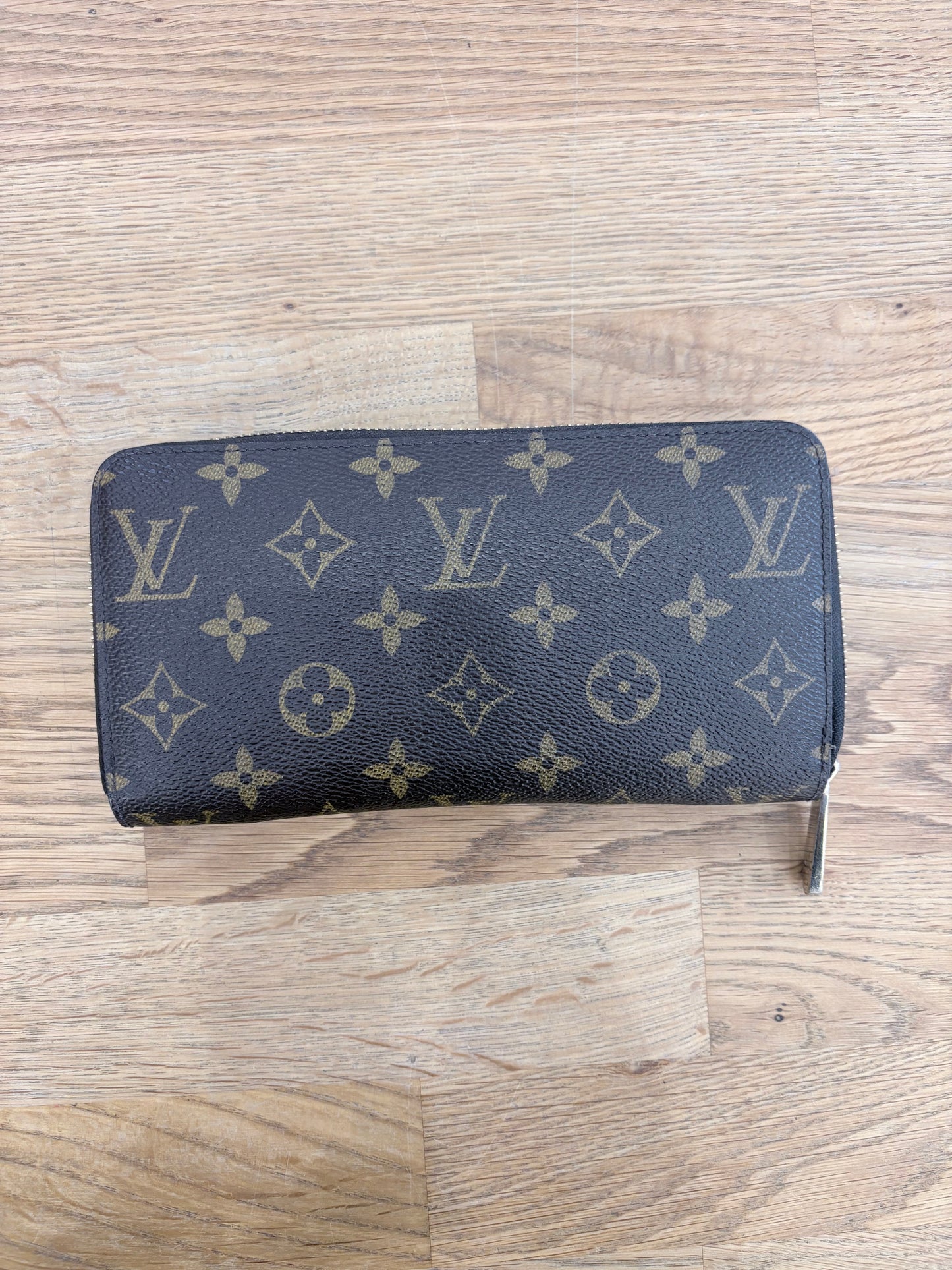 Signature Monogram Louis Vuitton Wallet  'Zippy' - no box or bag  Spain July 2015