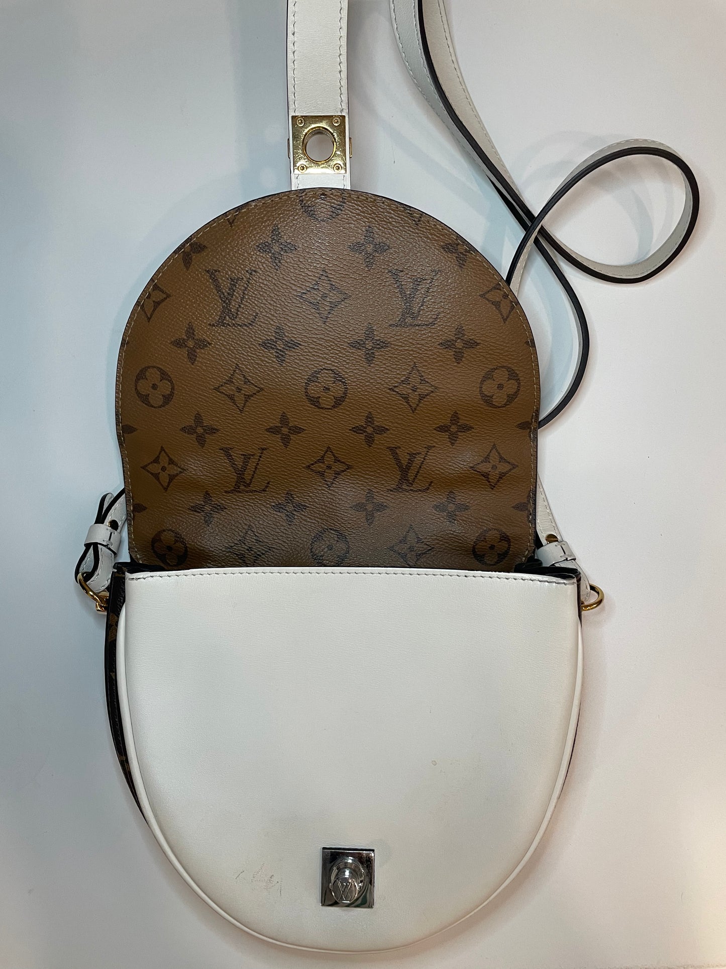 White/Brown Monogram  Louis Vuitton Crossbody Chantilly Lock 2018 VGUC, W CoA
