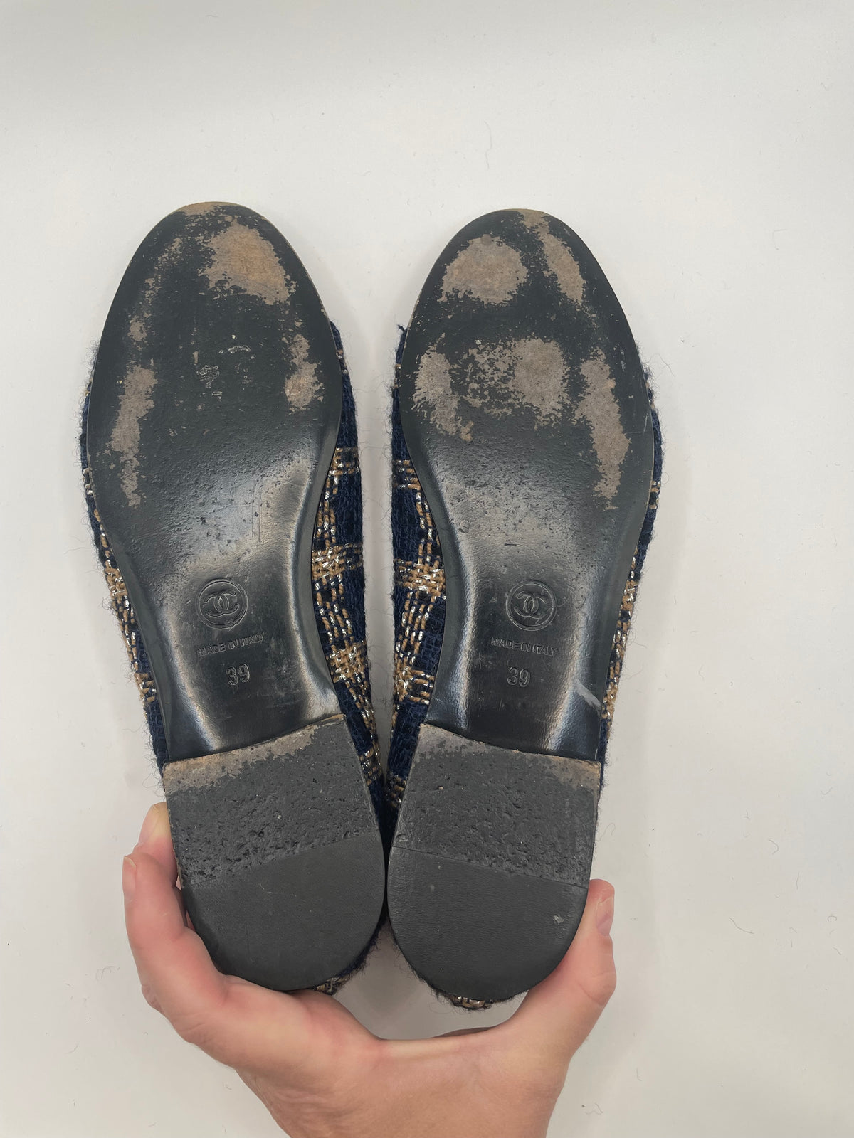 Navy Tweed Chanel Flats  CC cap toe- with dust bag, Condition VG, 39/8.5