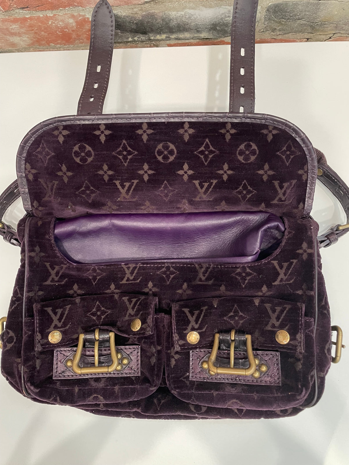 Aubergine Louis Vuitton  Handbag Clyde Mon, Velour w Alligator/Ostrich trim c. 2004 VGUC