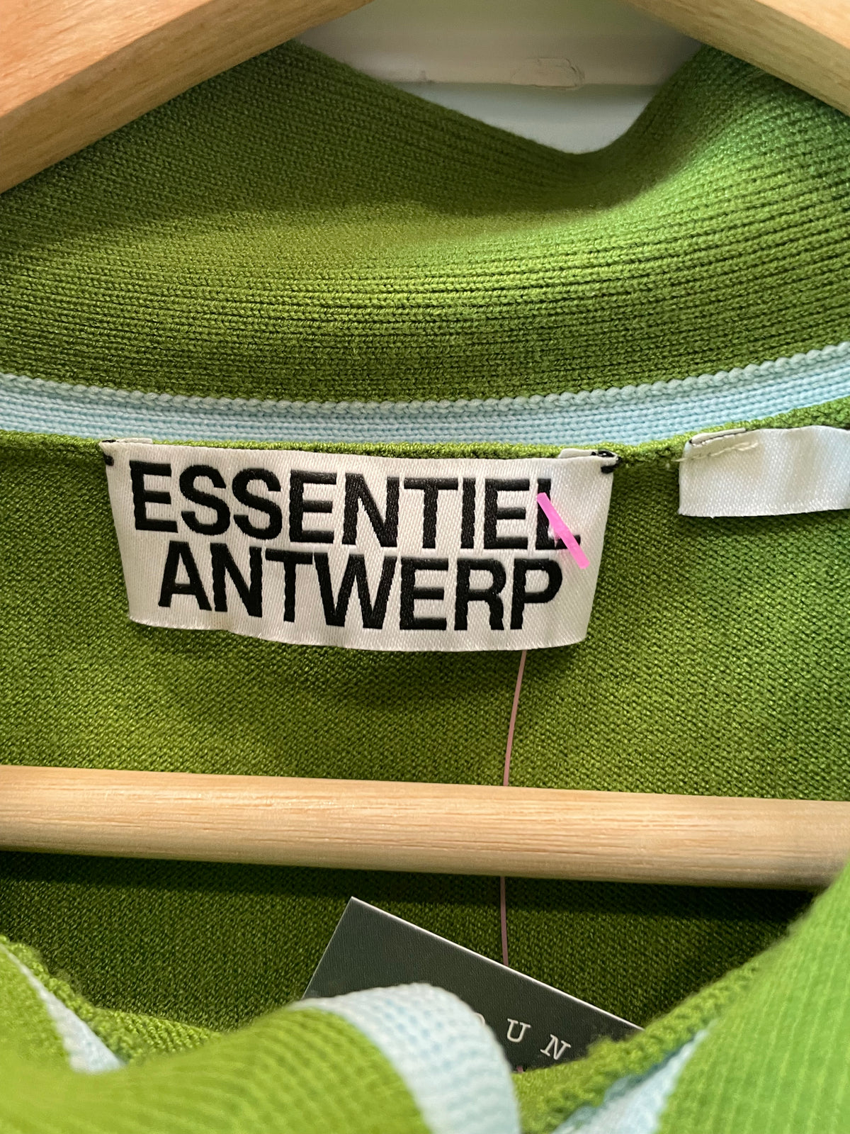Green/Sky  Essential Antwerp Short Sleeve Sweater , S