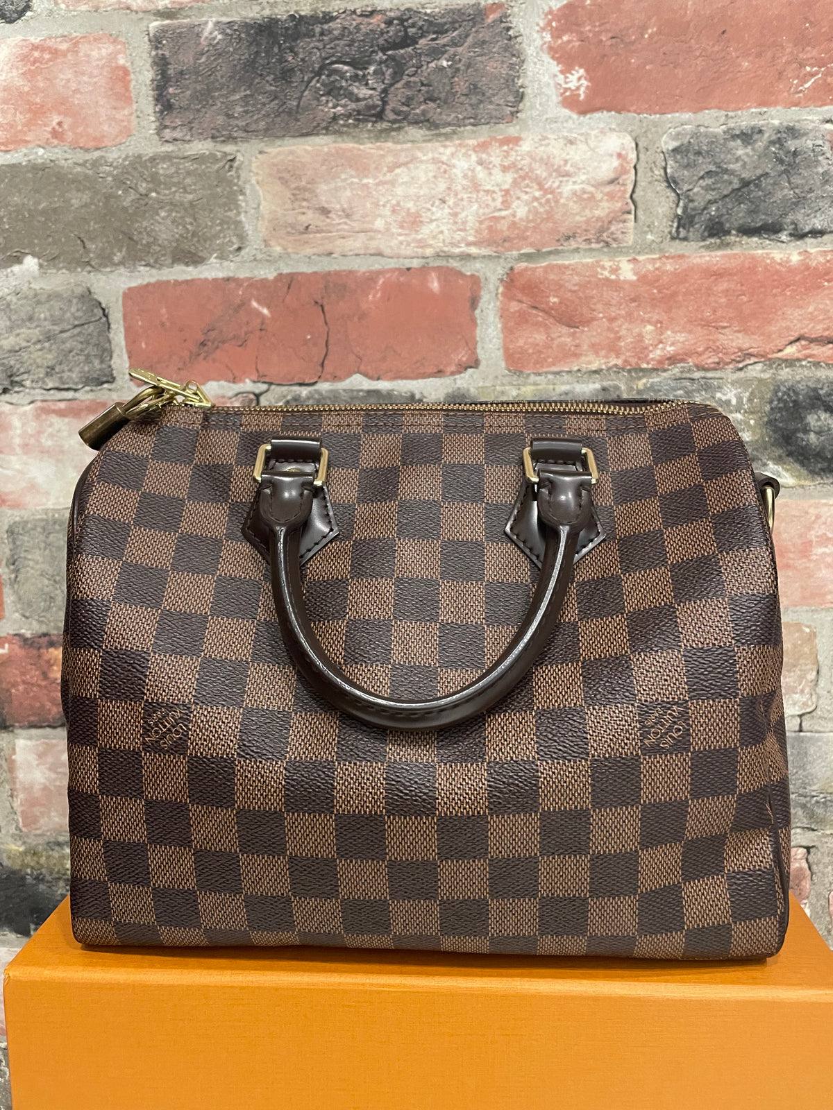 Brown Damier Louis Vuitton  Handbag Speedy Bandouliere 25 C.2016- BOX, Bag, paperwork etc.  VG/EXCELLENT CONDITION  

, 25