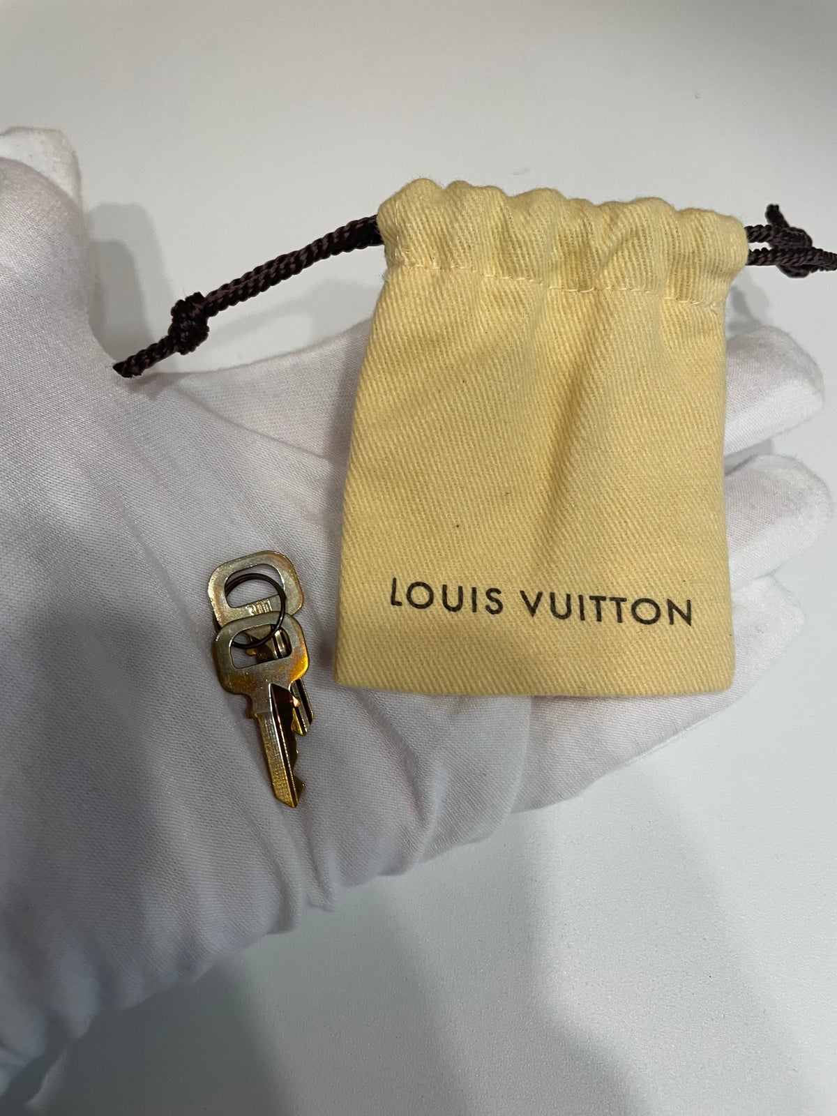 Brown Damier Louis Vuitton  Handbag Speedy Bandouliere 25 C.2016- BOX, Bag, paperwork etc.  VG/EXCELLENT CONDITION  

, 25