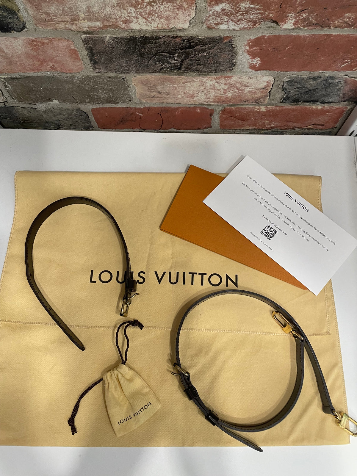Brown Damier Louis Vuitton  Handbag Speedy Bandouliere 25 C.2016- BOX, Bag, paperwork etc.  VG/EXCELLENT CONDITION  

, 25