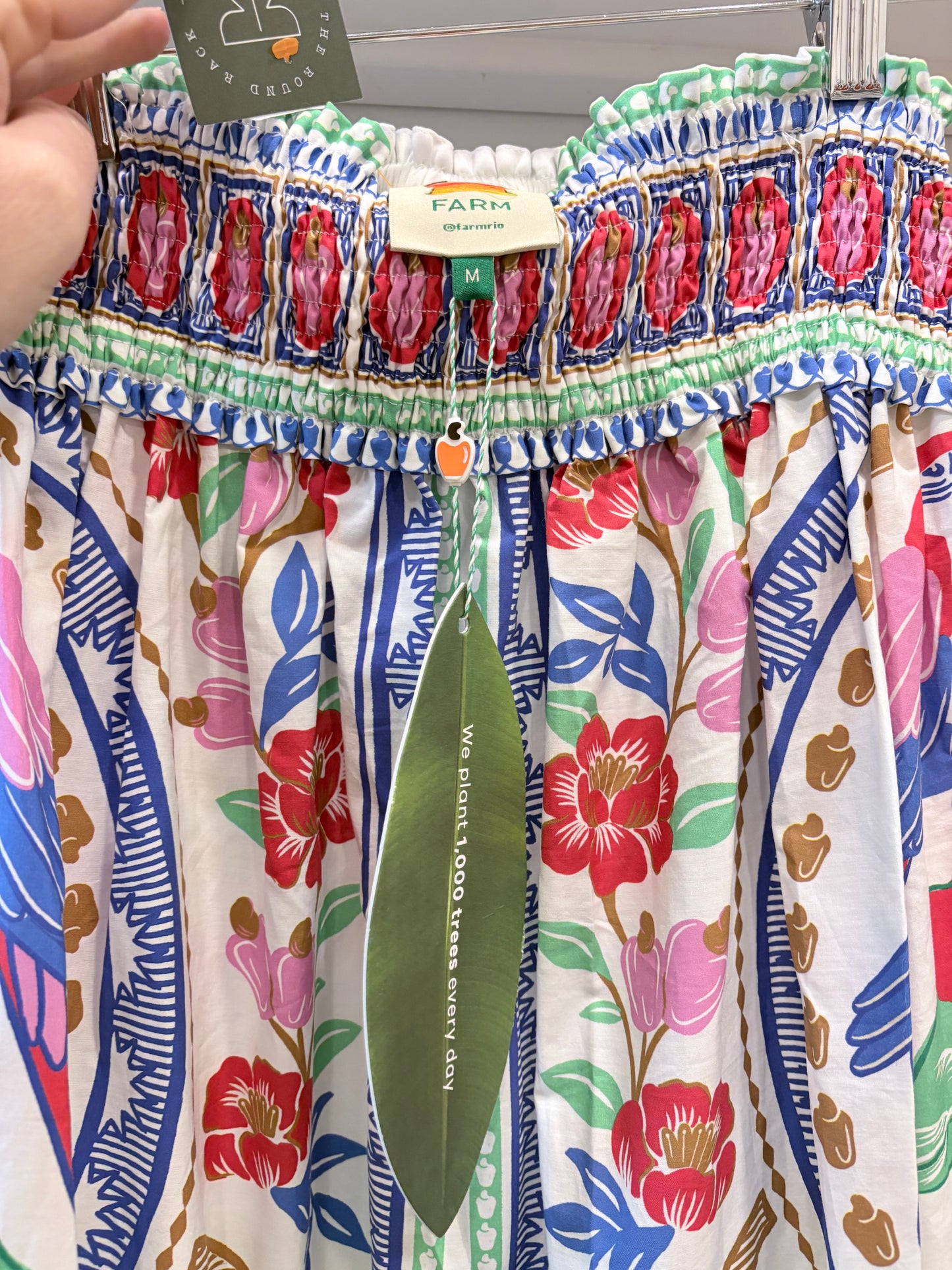 White, Multi Print  Farm Rio Dress NWT, Parrots/Palm  rt $240 , M