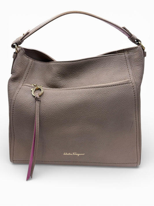 Taupe Ferragamo Handbag Pebbled Ally bag, pink lining