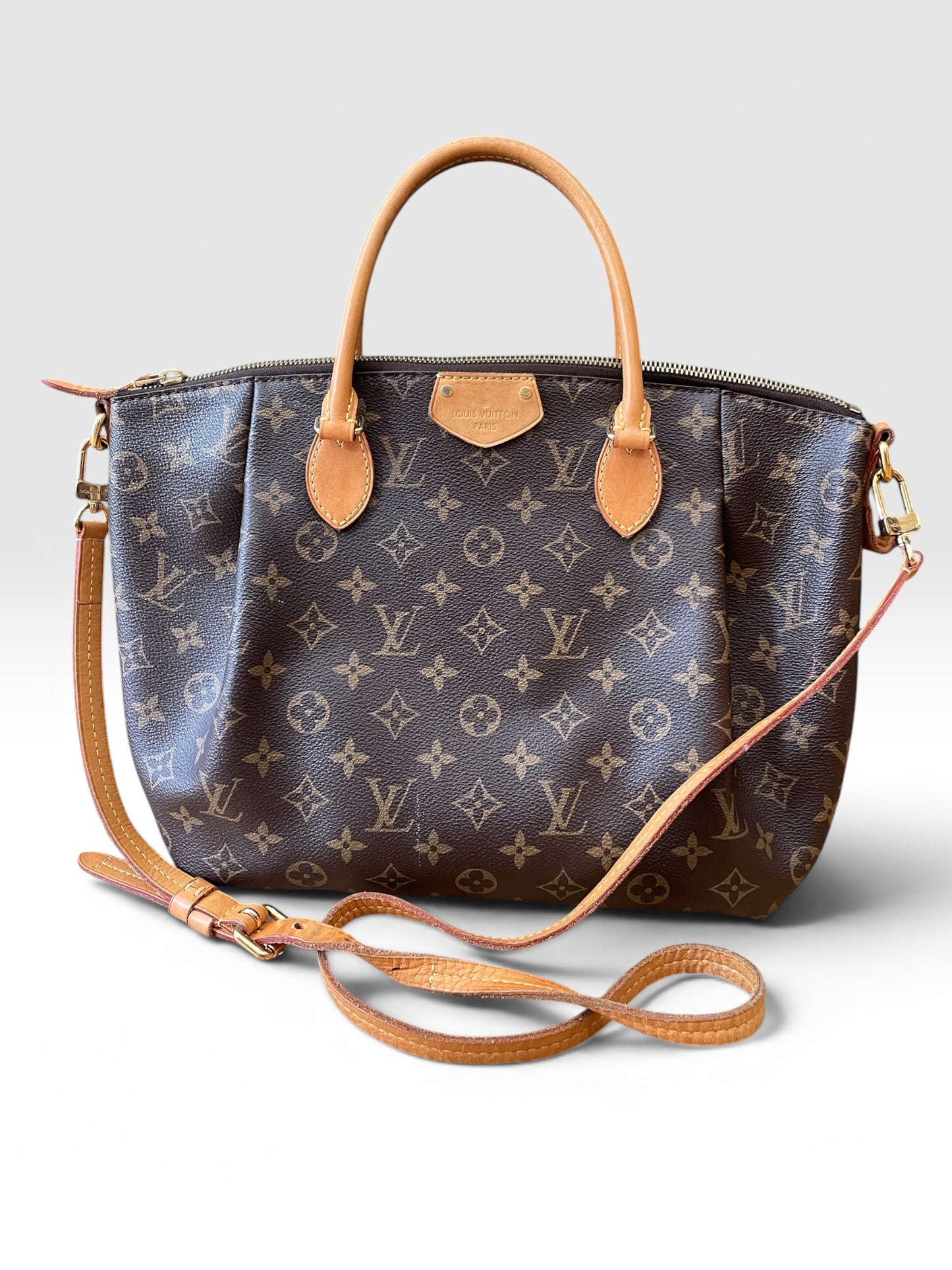 Signature Monogram Louis Vuitton Handbag Turenne Satchel 2018 with ppwk & shopping bag 

VGUC, PM
