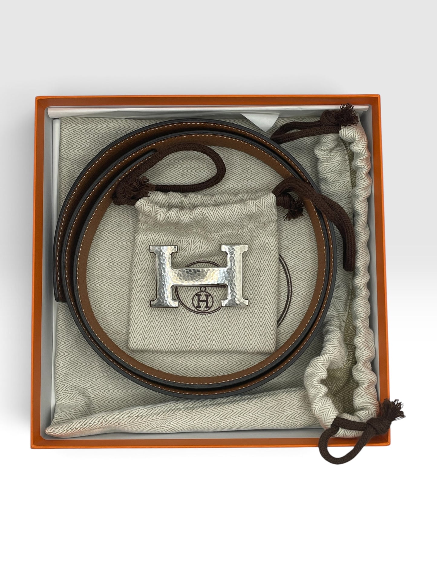 Black/Brown Hermes Belt Martelee hammered H, 32mm reversible, with box and Bag, 90