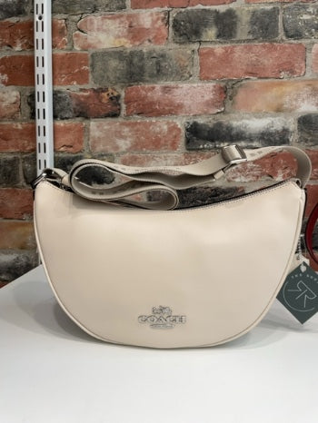 Ivory  Coach  Handbag Pace Shoulder bag excellent/new condition